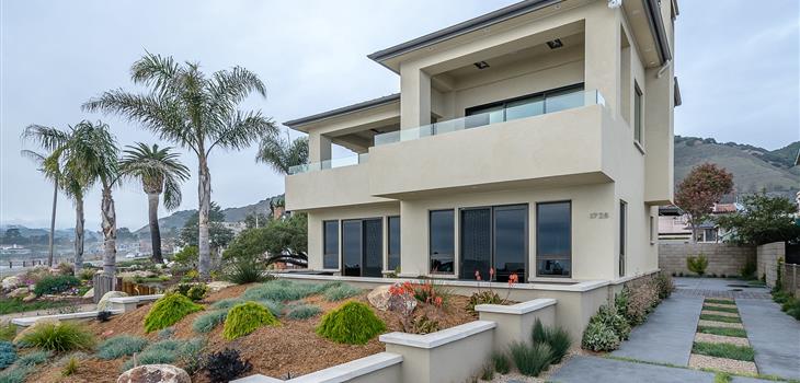 Coastal Modern Pismo Cliffs